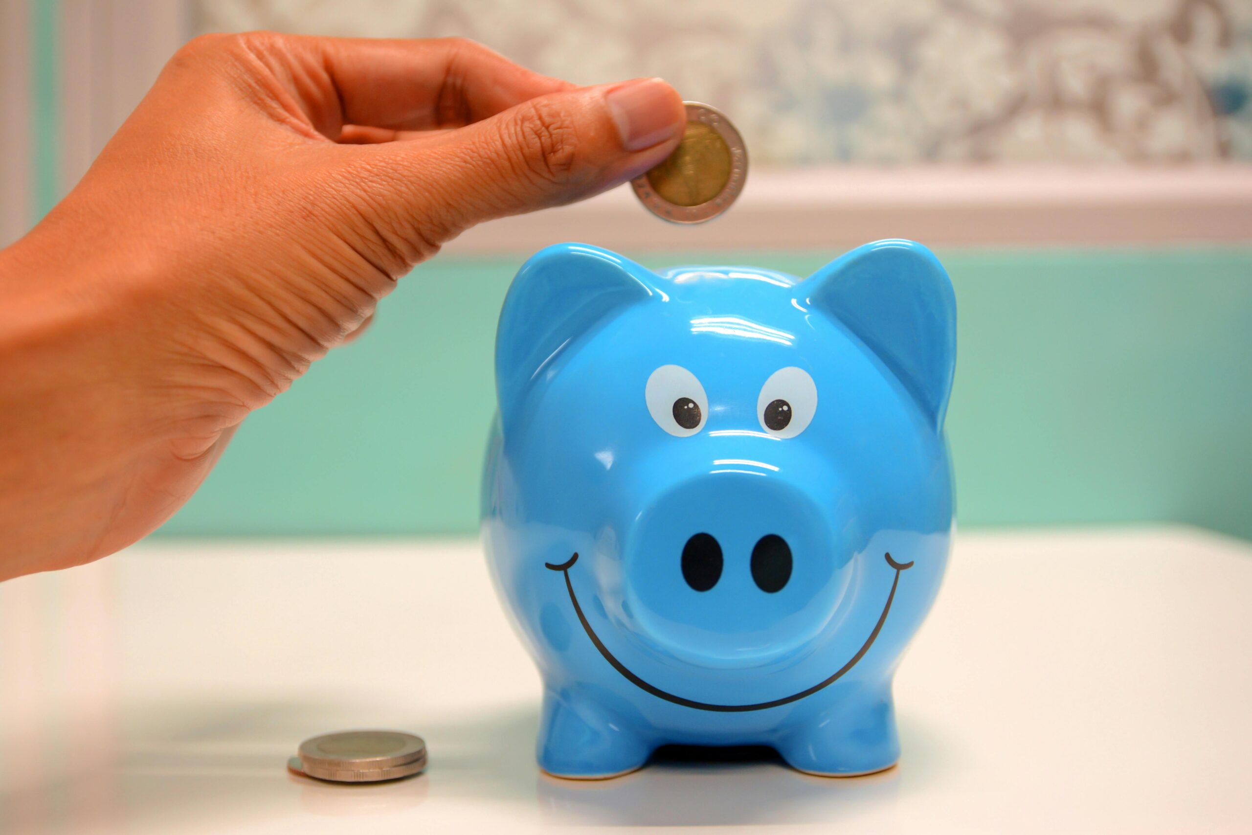 “Opening a Savings Account: A Conversation with Your Bank Advisor”